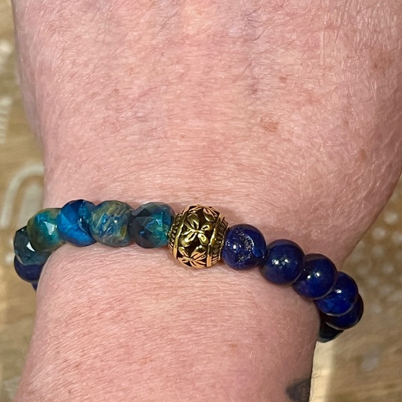 SOLD OUT - Picture 3 of 10